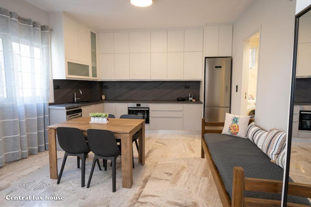 Central Lux House Καλαμάτα Εξωτερικό φωτογραφία